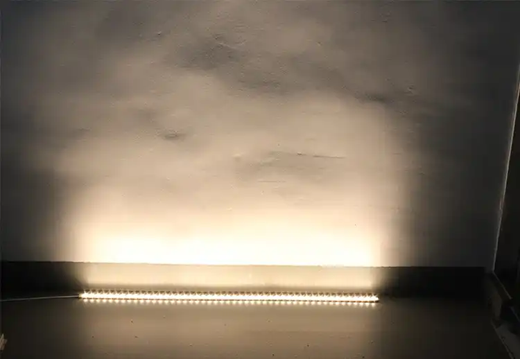 What factors affect the performance of LED wall wash lights?